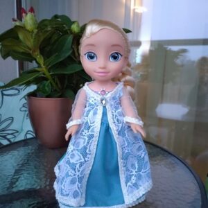 Taastatud Disney nukk Elsa