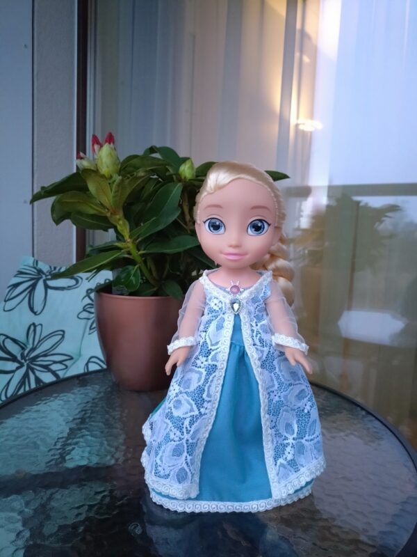 Taastatud Disney nukk Elsa