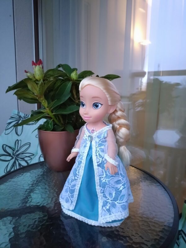Taastatud Disney nukk Elsa