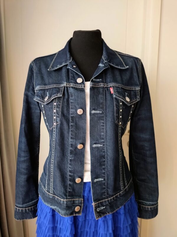 Tuunitud Levi’s teksatagi – suurus S